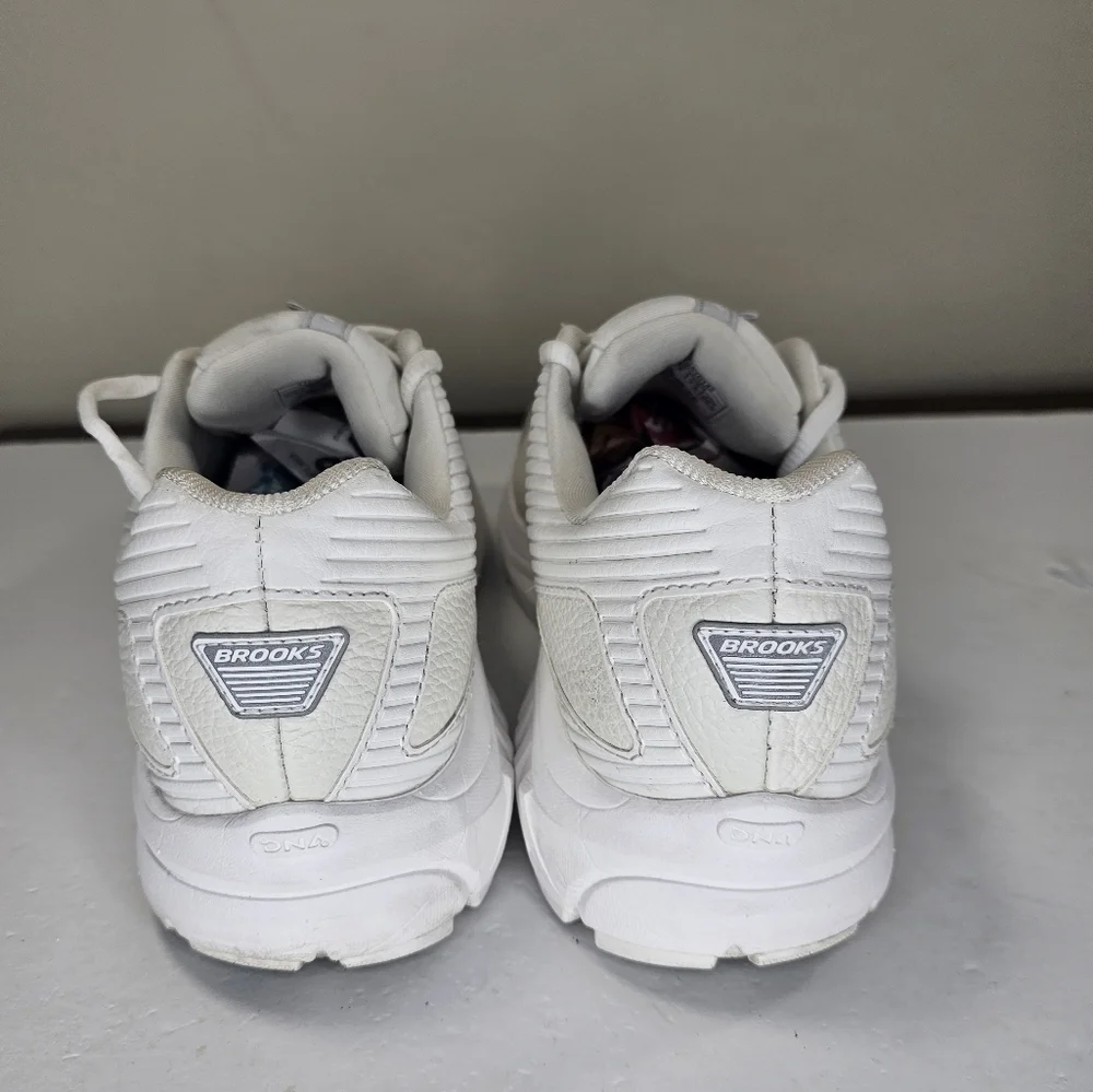 Brooks Addiction Walker Shoes Men's Size 8.5
